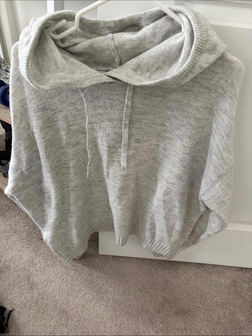 George Light Gray Cropped Hoodie Sweater